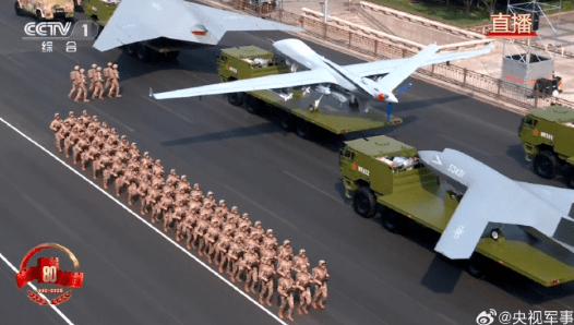 大盈家 多型无人机亮相阅兵场